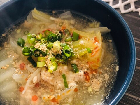 夏バテ防止に☆たっぷり白菜とひき肉の酸辣湯スープ